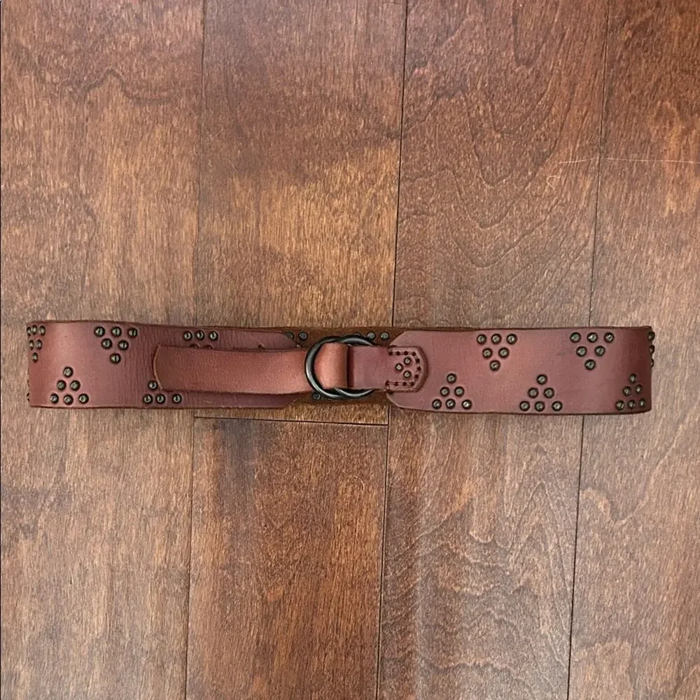 Western Boho Thick Brown Leather Belt with Stud Accents, D Ring Closure